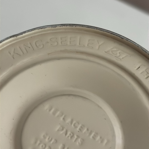 Vintage 80s Dunkin Donuts 13” Metal Thermos - Picture 5 of 12